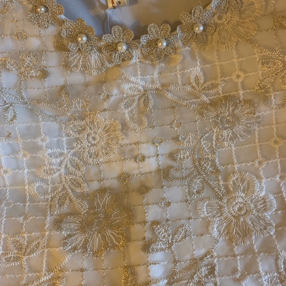 Blouse. (Note) This fits a sm or xs. - Picture 3 of 5